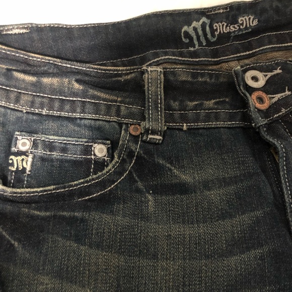 Miss Me Classic Jeans - Picture 7 of 8